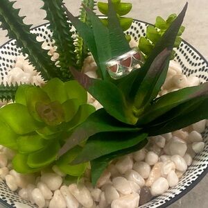 Vintage Zuni wedding ring with turquoise and coral chips size 6.5 -7